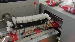 Edible mushroom packaging machine, tray automatic bagging and baling machine for enoki mushrooms