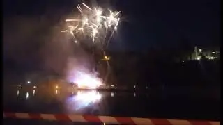 Lac de Neufchâteau (Belgique) Show laser et Feu d'artifices du 20 juillet 2025.
