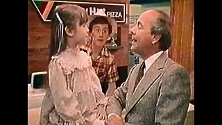 Straw Hat Pizza with Tim Conway 1982 TV Commercial HD