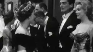 Queen Elizabeth II becomes longest reigning British monarch in history