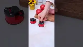 Knife Sharpener #SharpKnives #KitchenTools #KnifeCare #SharpenYourKnives #KitchenEssentials #shorts