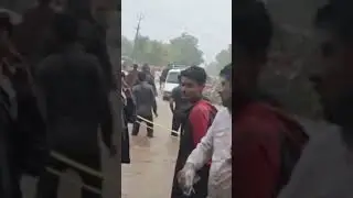 Gujarat Bhavnagar Administration team rescued 40 people stranded in flood waters in Talgajarda area.