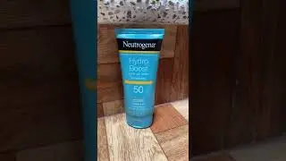 HYDRO BOOST GEL LOCI&Oacute;N INVISIBLE 50 SPF#shorts