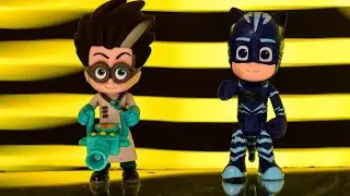 OMG 😱 UNBOXING PJ MASK LIGHT UP FIGURES(Cat Boy and Romeo) PjMasktoy #actionfigures #toyphotography