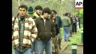 CHILE: SANTIAGO: LARGEST TORTURE CENTRE IS TURNED INTO PARK OF PEACE