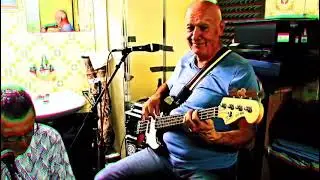 Backdoor Bluesband:Lucy Mae