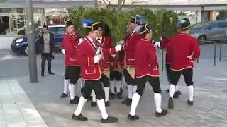 Schäfflertanz vor dem Landratsamt Altötting, am 28.02.2019
