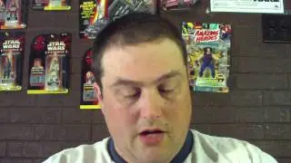 Toys R Us exclusive G1 Soundwave Review with Universe Ravage