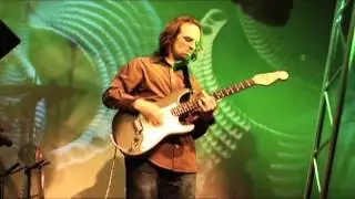 Marco Barrientos - Cree, Todo es Posible DVD -  04 Cree, Todo Es Posible