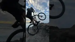 Kona Honzo ESD Hardtail Massive Bunny HOP
