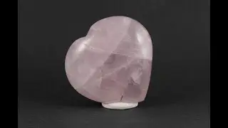 ローズクォーツ ハート形 125g / Rose Quartz