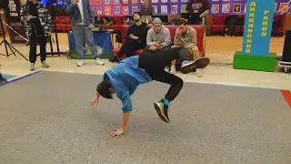 отбор 14-15 bboy Smerch vs Bart vs Gizmo - брейкданс чемпионат г.Одинцово