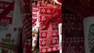 My Mom&rsquo;s Christmas Gift Wrapping Is On Another Level 🎁✨ | Part 1