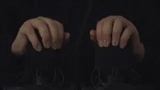 ASMR - Dual Mic Squeezing
