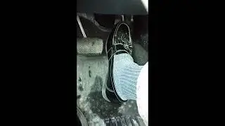 Driving the car wearing my Nunn Bush Keaton kiltie tassel loafers - part 2