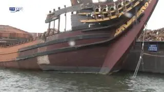Hoeben Metalen in Kampen sloopt replica VOC-schip