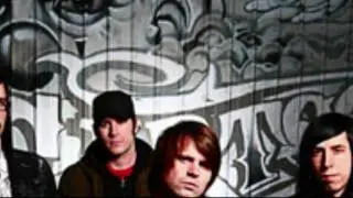 silverstein-smashed into peices (with/lyrics)