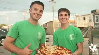 Dine & Play in Geneseo, Illinois
