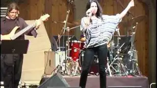 Davi canta no more tears