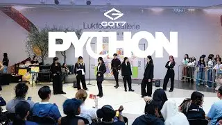 [KPOP В ПУБЛИЧНЫХ МЕСТАХ НЬЮ-ЙОРКА] Выступление GOT7 с танцевальным кавером &laquo;PYTHON&raquo; в торговом ц...