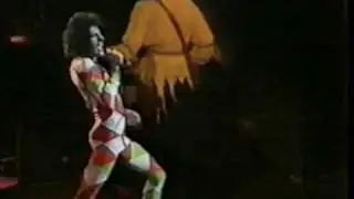 Queen - 'Death on Two Legs' (Live At Earls Court 1977)