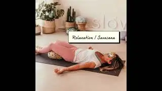 Mes postures de Yoga avec mon zafu Libre comme l'air