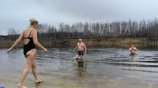 Водохреща 2024: масові купання на Водохреща у Трускавці Ice swimming Epiphany 6 січня 2024 р.