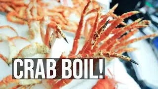 Seafood Boil at The Crab Pot - Seattle Travel Vlogger