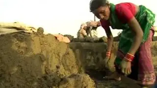 India brick industry  Calls to improve working conditions