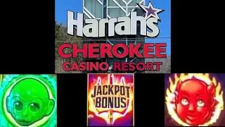Landed my First Jackpot Bonus On Diamonds & Devils & Free Spins on Jade Monkey at Harrahs Cherokee!!
