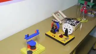 STEM Lab - Mini Science Center by Curio O Box