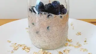 Blueberry Overnight Oats | Cherry On Top Baking