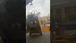 single action machine with big effective area of working table