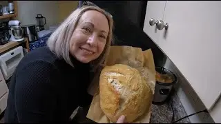 Making Bread on a Cold Winter Day | January 2026