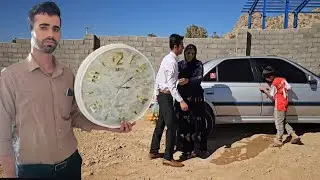 Arman's meeting with Razieh, and Razieh's tears of joy, and Arman and Ali's arrival in front of Razi