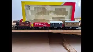 Hornby R30035 Steam train starter pack