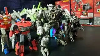 Optimus is packing heat. (First ever 2024 stop motion)