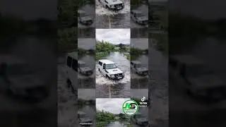 #StormChandra Flooded road= no problem for this #Toyota #landcruiser #79series www.nsvehiclesales.ie