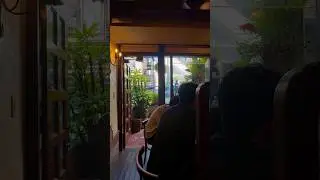 A cafe in Tokyo that allows smoking indoor