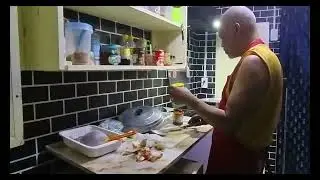 Tom Yum Goong Recipe | Thai Hot and Sour Soup | ต้มยำกุ้ง