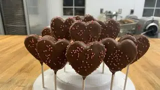 Marble cake | Heart shaped CAKE POPS!