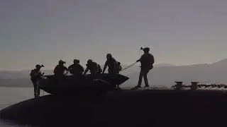 NATO family: 🇬🇷 Special Operations Forces (SOF) are working together with the 🇩🇪 submarine!