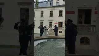 Policyjna asysta honorowa