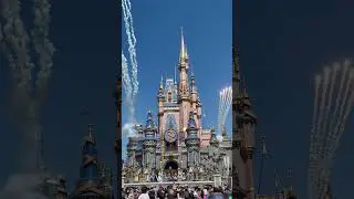 Walt Disney World 50th Anniversary Celebration Grand Character Finale