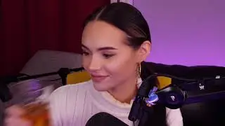 Girl sounds exactly like SIRI