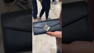 FENDI FF Diamonds Continental With Chain ₹59,000