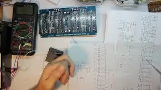 Почему бы не сделать копию LM3915 =)