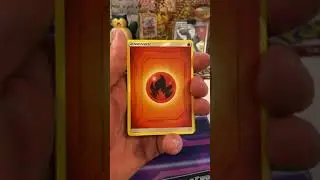 *4 Packs of HIDDEN FATES!* Opening a Hidden Fates tin! (Raichu) Pokemon TCG