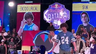 &Eacute;xodo L&iacute;rical  vs SNK - Batalla de los gallos 2024 Centroam&eacute;rica - Santo Domingo - Desde el P&uacute;blico
