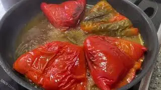 Asando Pimiento de Isla de Verduras de temporada. El faro de ajo.